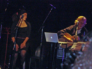 Sofía y Nito sobre el escenario