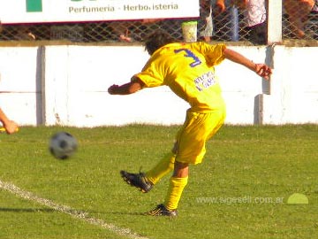 Diego Gutierrez, figura destacada en el fondo de Atlético (foto de archivo)