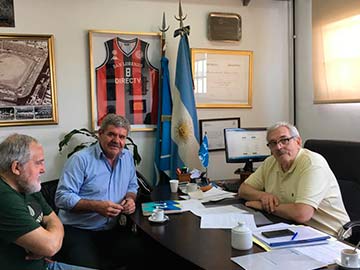 Baldo con el profesor Jorge Ferronato, durante la reunión