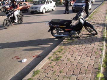 La moto en pleno Boulevard