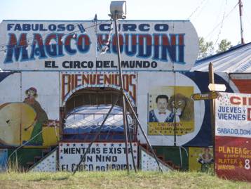 El Circo en 105 y Circunvalación, está en contra de la prohibición local 