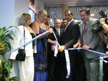 De la inauguración de la Casa participó Scioli (archivo)