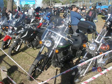 el día que las motos invadierón la ciudad