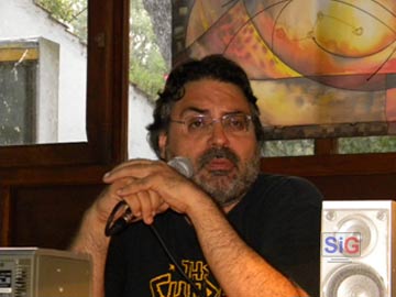 Marcelo Gobello ofreció una interesante charla sobre Gesell y el rock nacional
