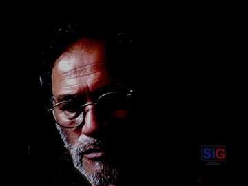 Juan Oviedo y su àcida y provocadora  mirada sobre los fenomenos de nuestra sociedad