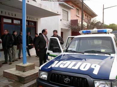 Foto de archivo: llegada de patrulleros a la Sergunda