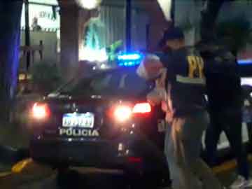 La Policia Federal trasladó al detenido a la dependencia 