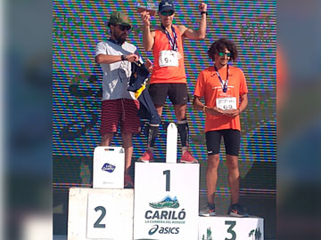 Roberto Benitez en lo más alto, segundo Sanz y en tercer lugar el geselino Federico Lopez