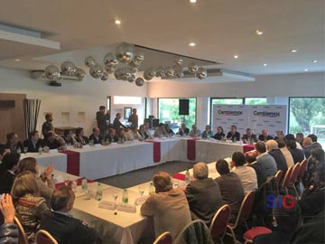 El encuentro con candidatos a intendente de la Región