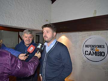 El subsecretario de Educacion ofreció una charla en Gesell. Fuerte apoyo a Baldo