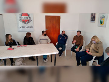 Los temas de interés del futuro Senado provincial en un encuentro de candidatos en Gesell