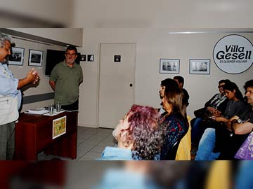Calderón en la presentacion del escritor y periodista Anibal Zaldivar